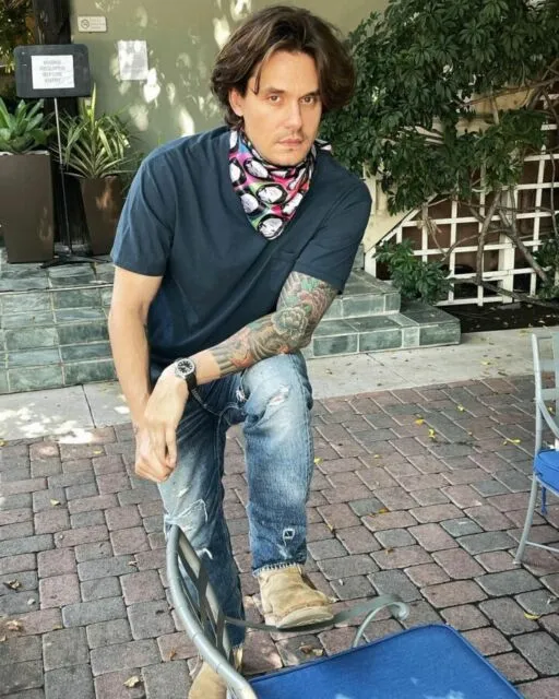 John Mayer Ungkap Terima Kasih Khusus untuk Fans Indonesia Usai Lagunya Populer Lagi 2 John Mayer berterima kasih kepada fans Indonesia