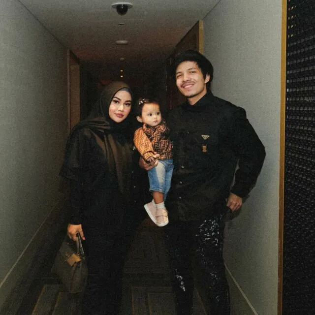 Kronologi Aurel Hermansyah Ditipu Agen Villa, Uang Rp65 Juta Nyaris Hilang 5 Potret Aurel dan Atta