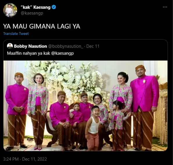 Al Nahyan Pakai Kutang di Nikahan Kaesang-Erina, Berujung Diedit agar Berbeskap di Foto Keluarga 5 Kaesang-Bobby sling balas tweet