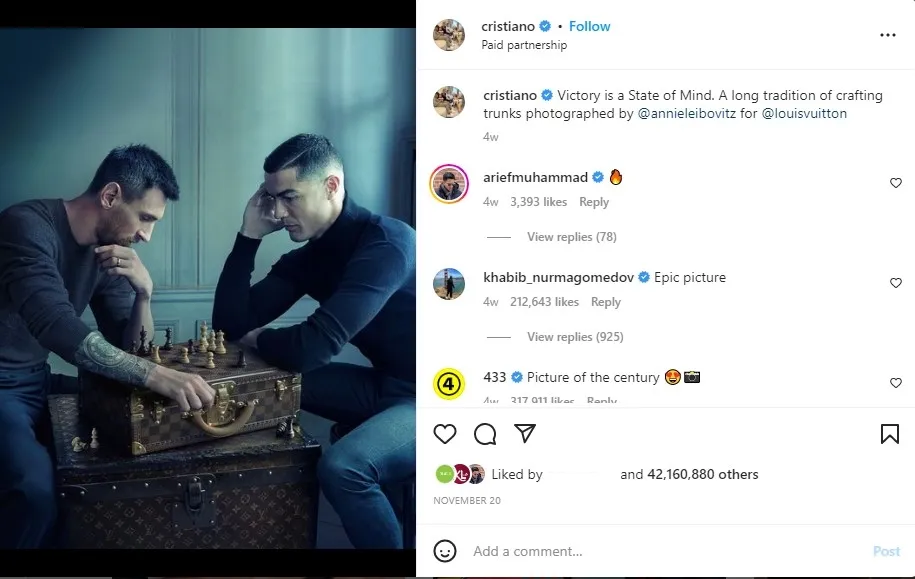 Postingan Piala Dunia Messi Pecahkan Rekor Like Instagram Terbanyak, Kalahkan Foto Telur 2 Unggahan Ronaldo dan Messi main catur