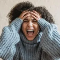 Mudah Tersinggung, Mood Berantakan? Inilah Pesan untukmu yang Sedang Lelah Secara Batin