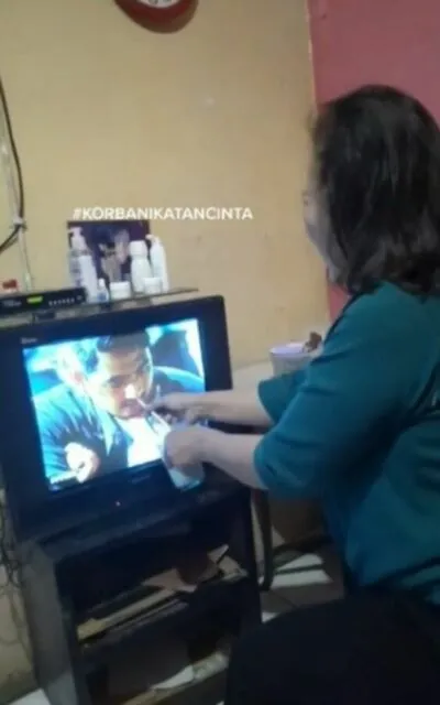 Menebak Alasan Kenapa Facebook adalah Media Sosial Paling Cocok untuk Ibu-ibu 8 Ibu dan sinetron
