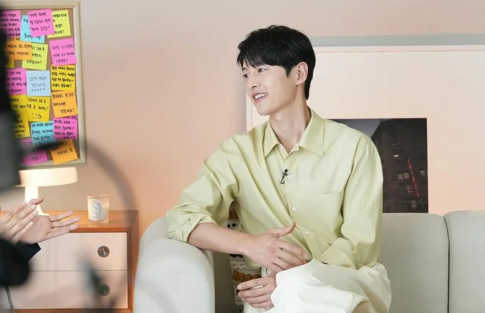 Kabar Bahagia, Song Joong-ki Umumkan Pernikahannya dengan Katy Louise Saunders 3 Pengumuman pernikahan Song Joong-ki