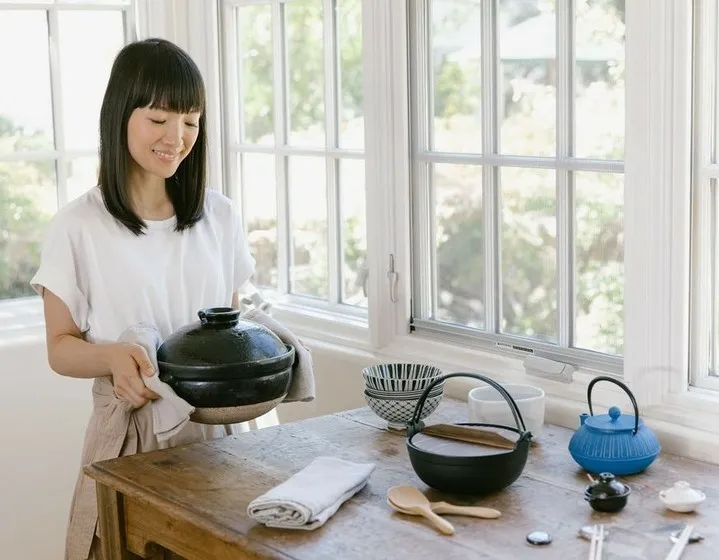 7 Tips Menjalani Hidup Minimalis ala Marie Kondo si Ratu Kerapihan 9