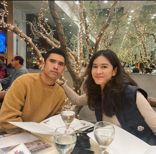 Dicap Sombong, Dian Sastrowardoyo Ungkap Alasan Menolak Diajak Foto saat Family Time 2 Dian Sastro tak mau diajak foto