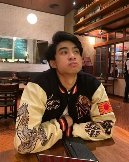 Devano Danendra Buka Suara Usai Curhat Ingin Mengakhiri Karier, Akui Capek dan Minta Doa 5 Potret Devano Danendra