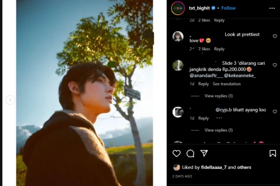 Viral Foto Yeonjun TXT Pose di Dekat Papan Larangan Cari Jangkrik di Indonesia 4