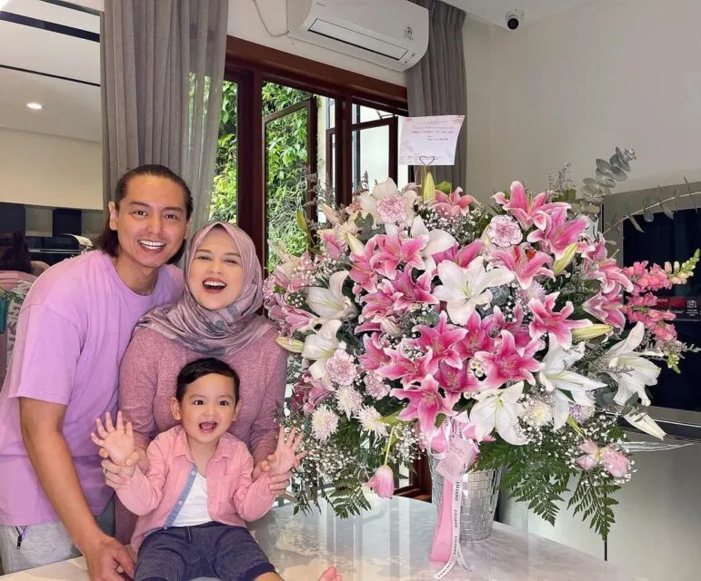Anaknya Diberi Nasi Basi hingga Disentil, Roger Danuarta Trauma dengan Babysitter 4 Roger, Chika, Shaquille