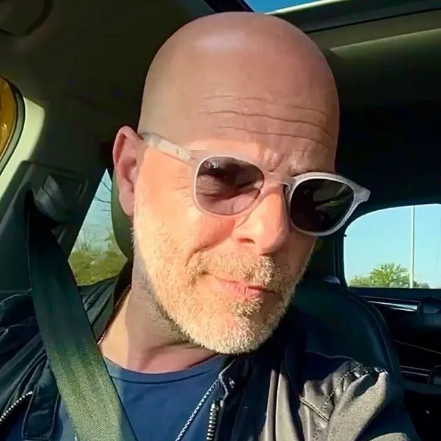 Usai Putuskan Rehat dari Dunia Akting, Aktor Bruce Willis Didiagnosis Demensia Frontotemporal 4 Bruce Willis