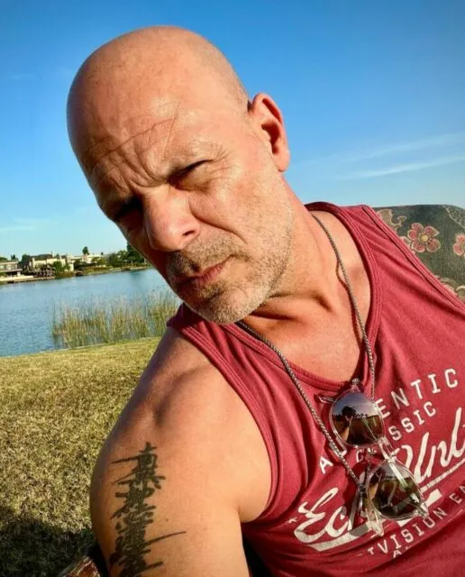 Usai Putuskan Rehat dari Dunia Akting, Aktor Bruce Willis Didiagnosis Demensia Frontotemporal 6 Bruce Willis