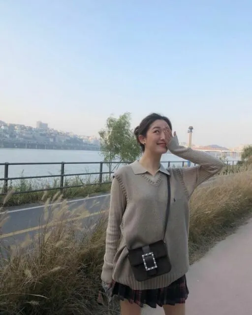 Intip 10 Potret Gaya Lee Da-in, Aktris Cantik Sekaligus Calon Istri dari Aktor Lee Seung-gi 11