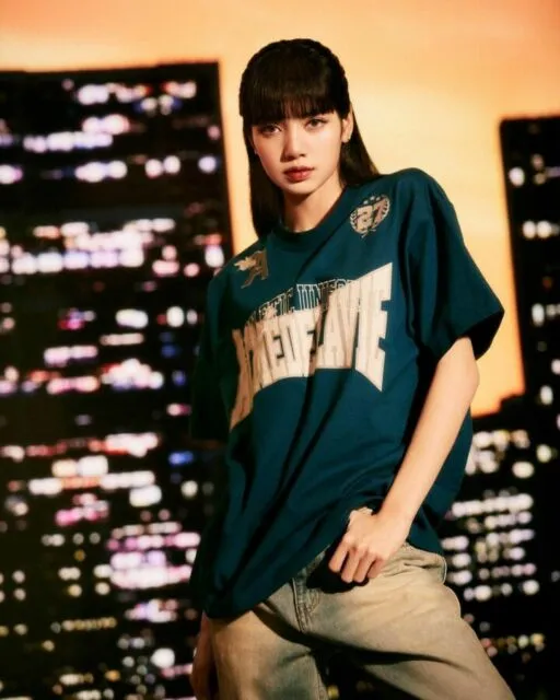 Inspirasi Gaya Rambut Berponi ala Artis Berumur, Makin Imut dan Awet Muda! 12 Lisa Blackpink