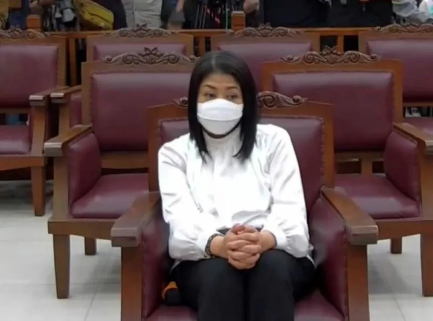 Rangkuman Vonis Hakim Tersangka Kasus Brigadir J. Banyak yang Lebih Berat dari Tuntutan! 7 Putri Candrawathi divonis pidana 20 tahun penjara | Credit: Twitter @Jateng_Twit