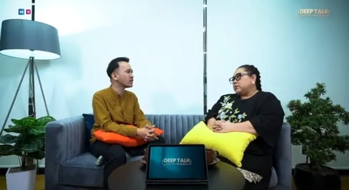 Cerita Nunung Srimulat Divonis Kanker Payudara, Merasa Sedih dan Takut Jalani Pengobatan 3 Nunung mengungkap soal penyakitnya di YouTube Ruben Onsu