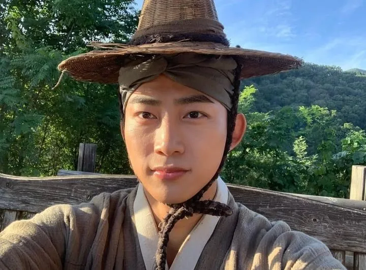 Taecyeon 2PM Resmi Gabung Agensi Hollywood, WME. Satu Atap dengan Aktor Tom Holland 6 Perjalanan karier Taecyeon