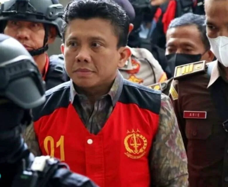 Rangkuman Vonis Hakim Tersangka Kasus Brigadir J. Banyak yang Lebih Berat dari Tuntutan! 6 Ferdy Sambo dijatuhi hukuman mati | Credit: Instagram @kumparancom