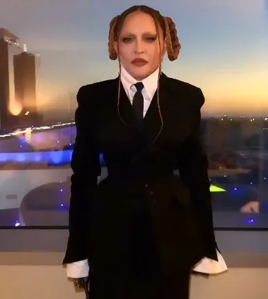 Madonna Beri Jawaban Menohok Usai Wajahnya Dikritik Saat Tampil di Grammy Awards 2023 3 Penampilan Madonna di Grammy 2023