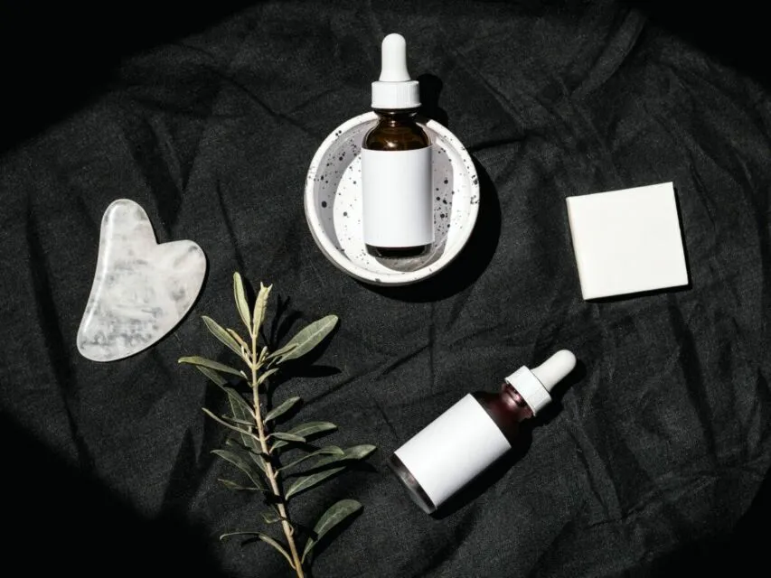 7 Kandungan Skincare Anti Aging yang Bantu Kamu Hempaskan Penuaan Dini 9