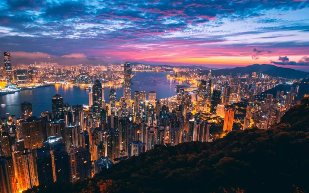 Hong Kong Bagikan 500 Ribu Tiket Pesawat Gratis, Demi Kembalikan Turis & Pulihkan Ekonomi 4 Hong Kong beri tiket pesawat gratis