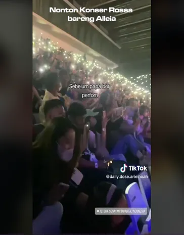 Dikabarkan Menjalin Hubungan, Ariel Noah Jawab Kabar Kedekatannya dengan Marchella FP 6 Marchella nonton konser Ariel bareng Alleia