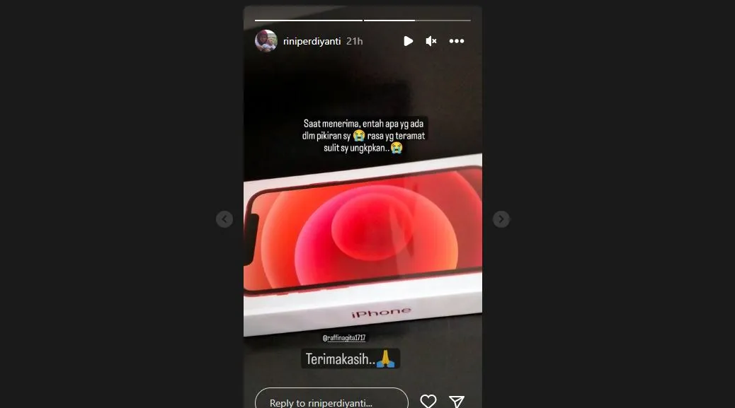 Sus Rini Pengasuh Anak Raffi Ahmad Dapat iPhone Baru, Warganet Girang Sambut Video HD Cipung 3 Sus Rini iphone baru
