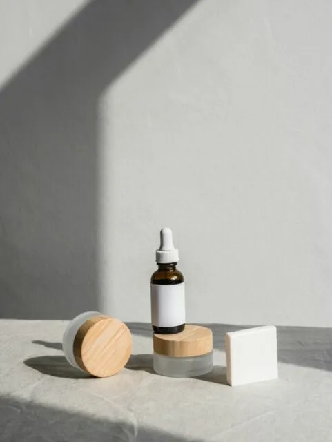 BPOM Sebut Skincare Share in Jar Ilegal. Ini Bahayanya yang Perlu Kamu Tahu! 9 Tren skincare share in jar ternyata ilegal