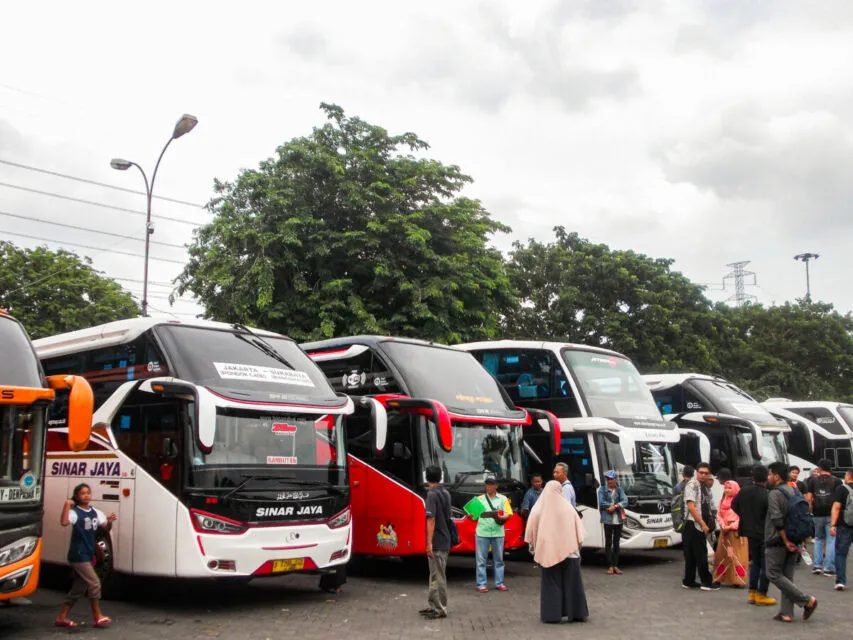 Kemenhub Prediksi Mudik Lebaran 2023 Capai 123 Juta Jiwa. Simak Tanggal Puncaknya! 6 Terminal arus mudik