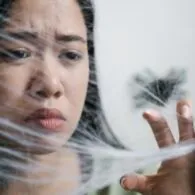 7 Tanda Kalau Kamu Cuma Memaksakan Memiliki Pasangan, Bukannya Belum Pantas Menjalin Hubungan Hanya Saja Kamu Perlu Mengenali Diri Lagi