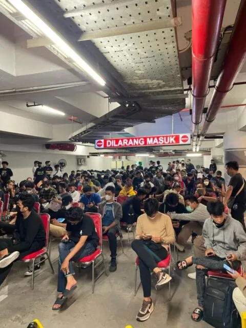 USS Downtown Market Kembali Hadir di Surabaya Membawa Sneakers Serba Rp50.000 1