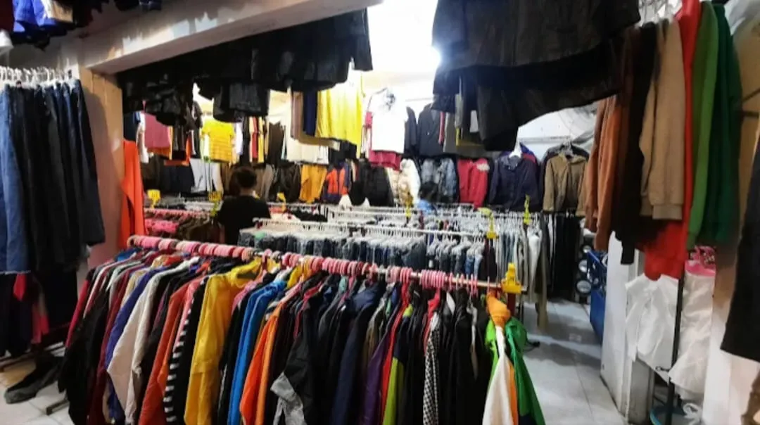 6 Rekomendasi Tempat Thrifting di Yogyakarta, Wajib untuk Dikunjungi 7 Thrift Shop, Pusat Impor Korea