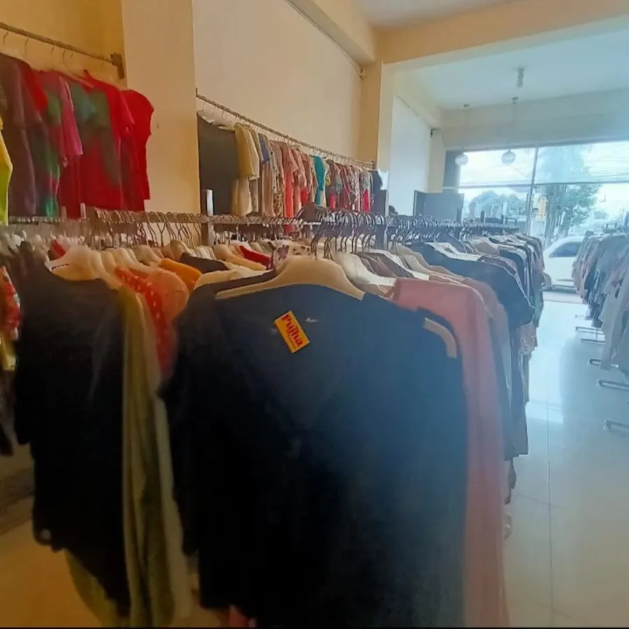 6 Rekomendasi Tempat Thrifting di Yogyakarta, Wajib untuk Dikunjungi 9 Rekomenndasi tempat thrift yang kedua, Pujha Fashion
