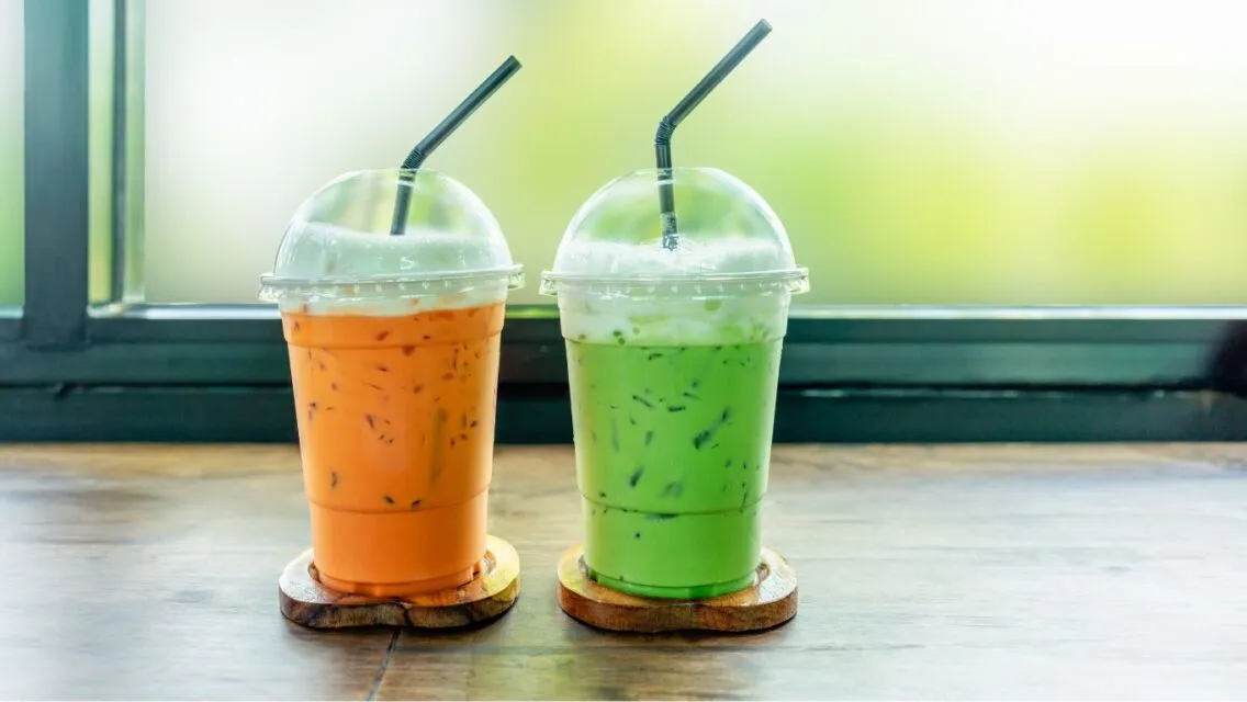 11 Oleh-Oleh Khas Thailand yang Halal dan Lezat, Cocok Jadi Teman Nonton Film! 13 minuman thai tea khas thailand