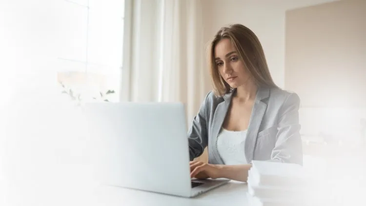 Capek Daftar Merek Sendiri? Serahkan Aja ke JasaMerek.com! 8 hipwee-jasa pendaftaran merek