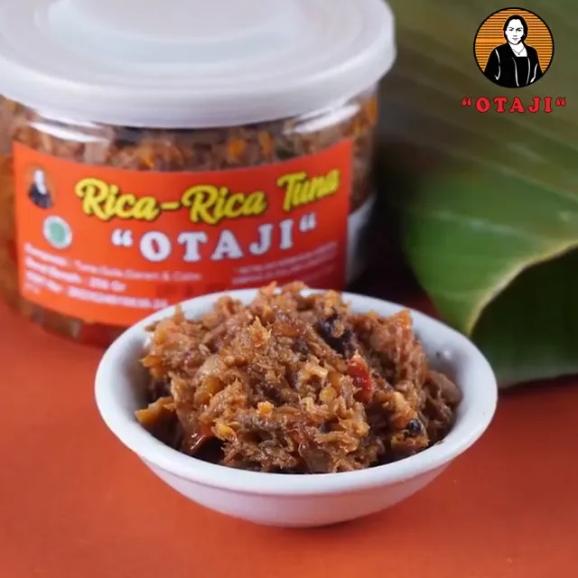 10 Ragam Oleh-Oleh Khas Surabaya Dari yang Hits Sampai Klasik, Bikin Pengen Balik! 15 hipwee-oleh-oleh surabaya - oseng ikan tuna asap