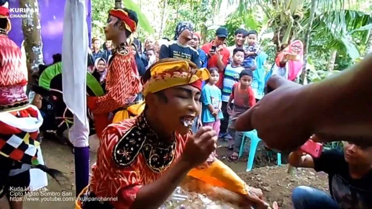 21 Tebak-Tebakan Bahasa Jawa Lucu dan Seru, Koe Iso Njawab Ora? 12