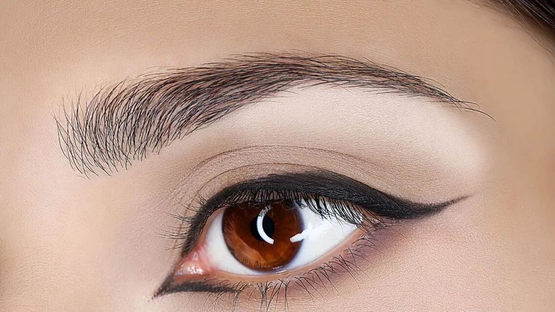 Jangan Salah! Inilah Urutan Make Up yang Benar agar Tahan Lama dan Tidak Mudah Pudar 20