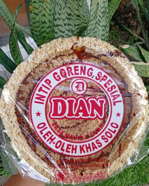 13 Oleh-Oleh Khas Solo yang Tahan Lama, Penuh Cita Rasa Khas 17
