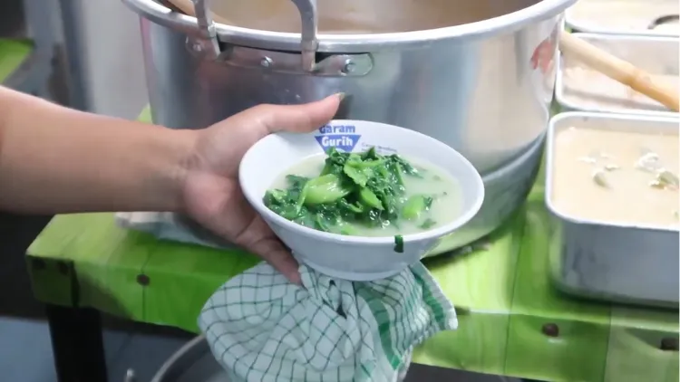 10 Makanan Khas Dieng Wonosobo, Ada Mie Pakai Kuah Kacang! 18