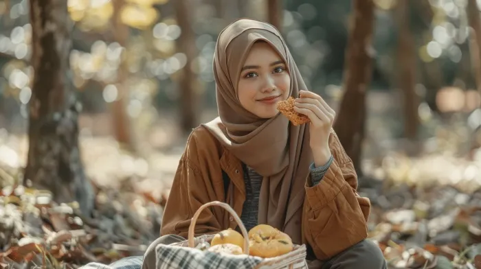 10 Ide Outfit Piknik ke Taman untuk Hijaber, Nyaman Buat Refreshing 14