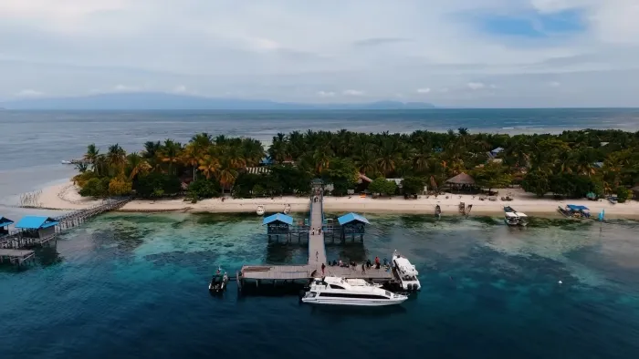 Wisata Raja Ampat yang Memukau Dengan Keindahan Biota Laut yang Kaya 22