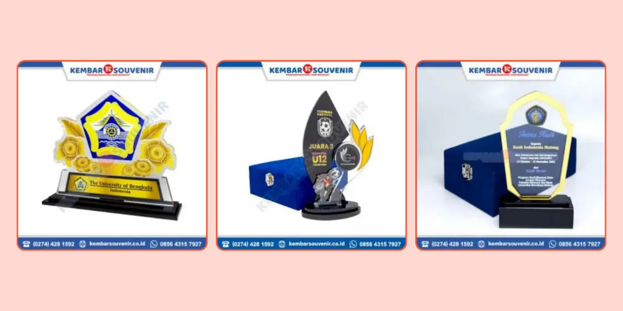 Bikin Momen Pencapaian Berkesan dengan Plakat Akrilik dari Kembar Souvenir! 6 Plakat Akrilik