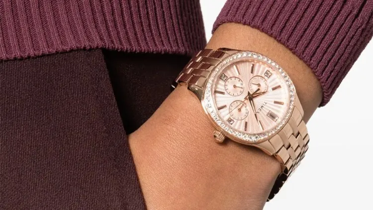 Warna Jam Tangan yang Cocok untuk Kulit Sawo Matang, Artis Juga Pake! 21