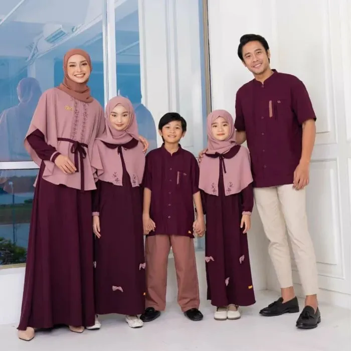 Baju Burgundy Lebaran 2025 Jadi Tren Baru Tahun Ini! 10