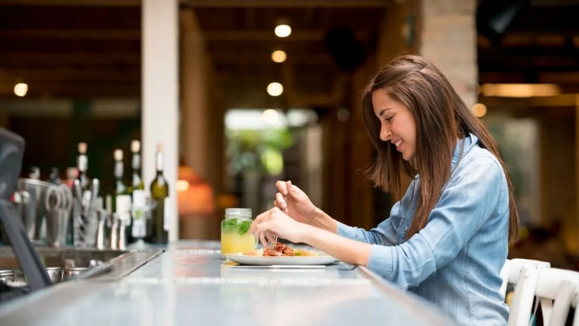 10 Cara Menikmati Hidup Tanpa Pacaran, Happy dan Mindfulness Banget! 11
