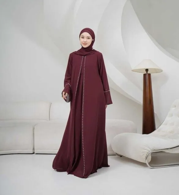 Baju Burgundy Lebaran 2025 Jadi Tren Baru Tahun Ini! 11