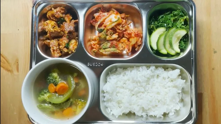 Jenis-Jenis Makan Siang di Berbagai Negara, Mana Favoritmu? 28