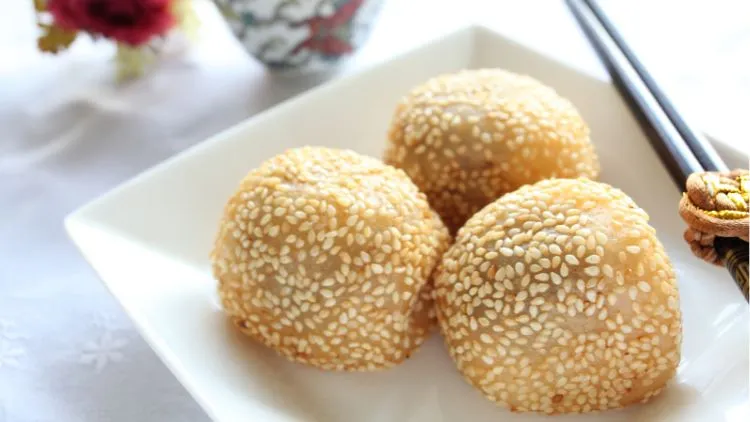 9 Kue Khas Imlek yang Bikin Suasana Tahun Baru Cina Jadi Meriah 17