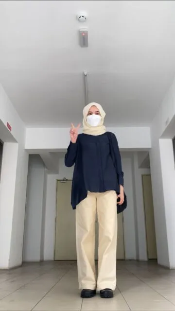 9 Rekomendasi Jilbab yang Cocok untuk Baju Warna Biru 10 Perpaduan jlilbab yang cocok untuk baju warna biru