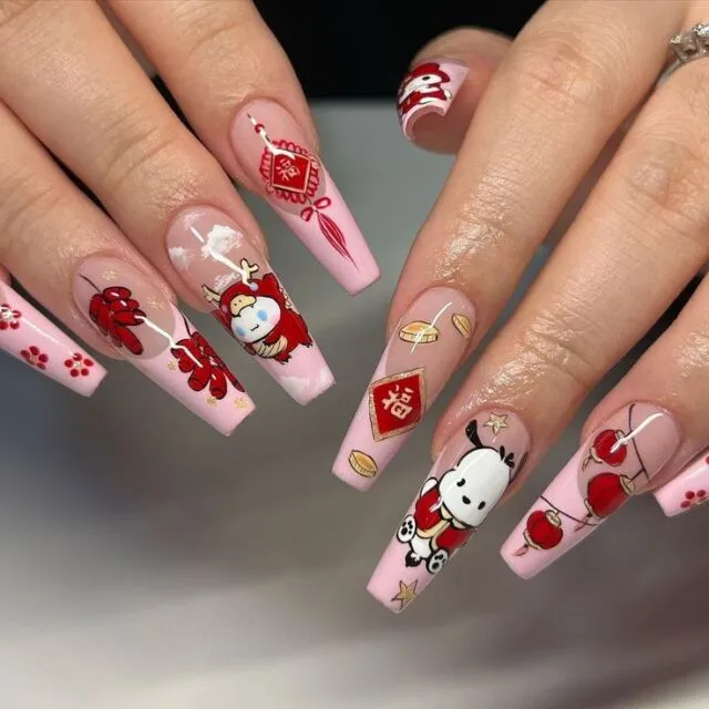 10 Ide Nail Art Imlek yang Estetik, Unik, dan Modern 18
