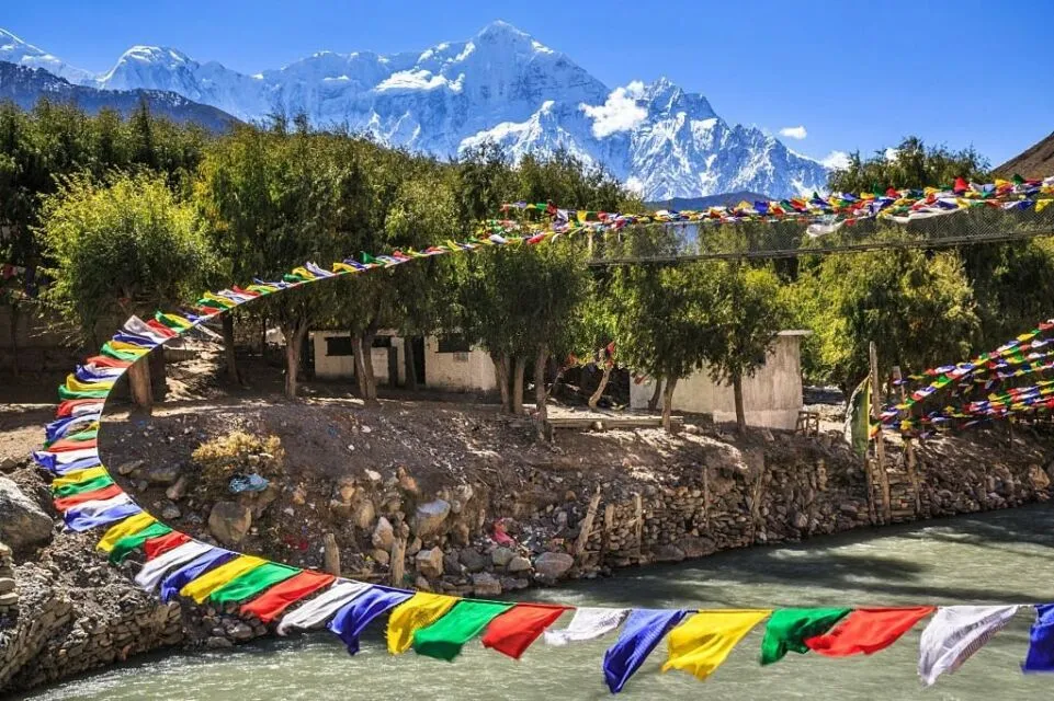 Panduan Lengkap Trekking di Nepal: Semua Hal yang Wajib Kamu Ketahui Sebelum Berangkat! 11 pemandu wisata ke nepal
